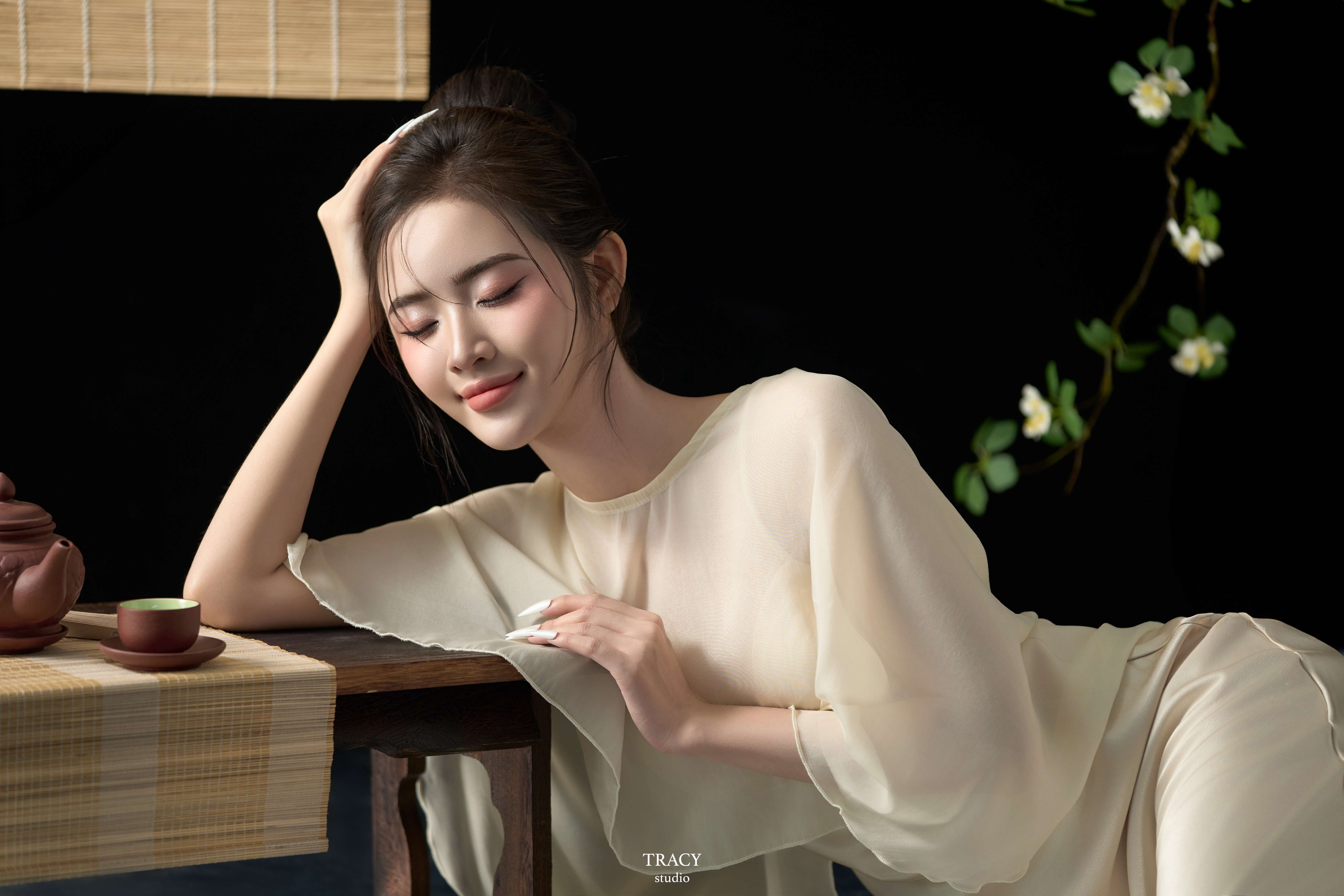 tracy studio chụp concept tết indoor